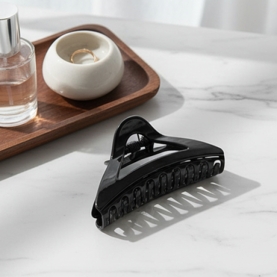 Triangle Shape Mix Color Plastic Hair Claw Clip – 1 Pc Durable Grip for Women and Girls